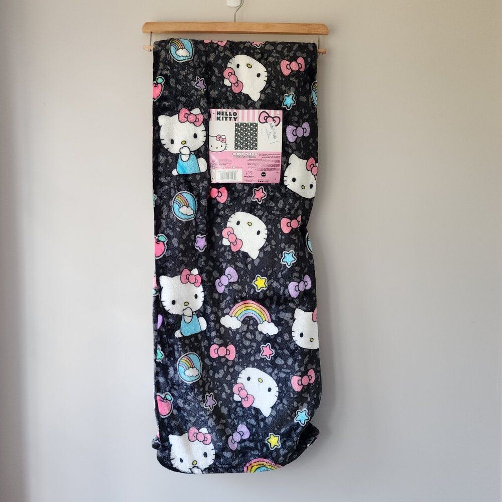 Hello Kitty Plush Throw Blanket 60x70 Black Gray | Rainbows Stars Clouds NWT